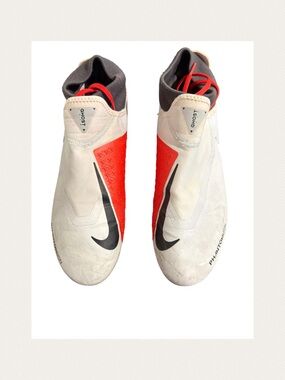 ⚽️ Nike Phantom Ghost Men’s Soccer Shoes